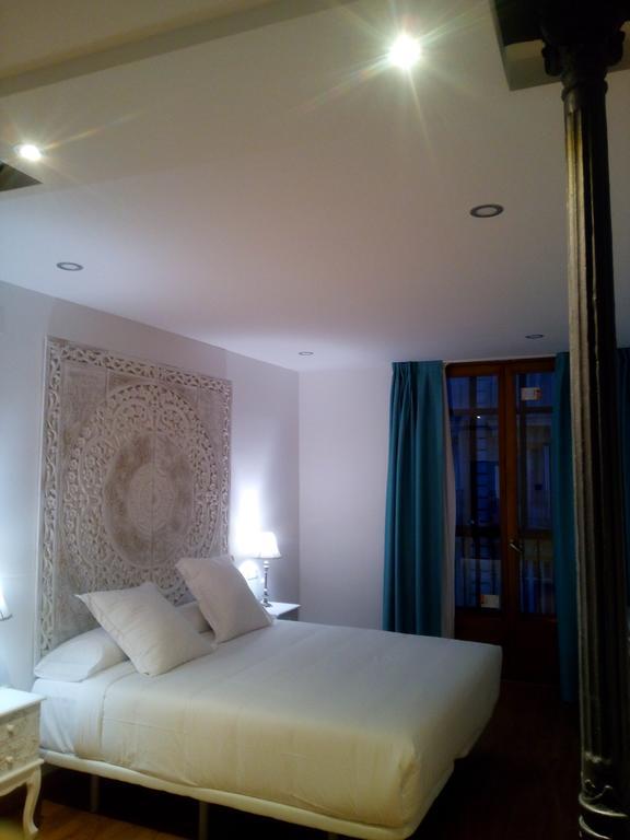 Los Amigos Vip Rooms Madrid Exterior foto