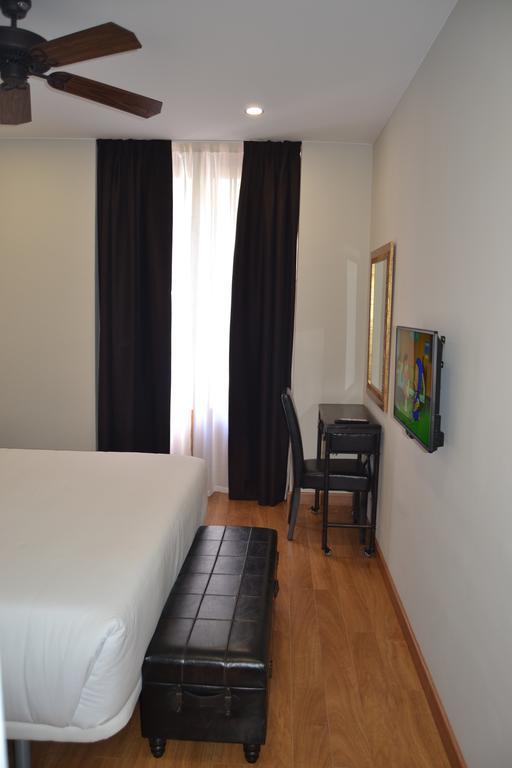 Los Amigos Vip Rooms Madrid Exterior foto